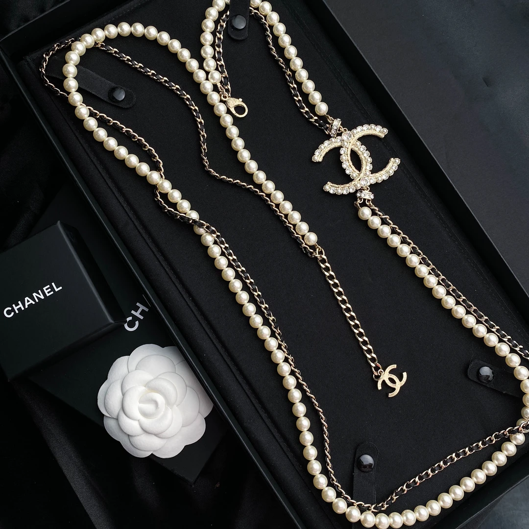 全新未使用 Chanel/香奈儿 经典皮穿链双C珍珠镶钻项链S3686