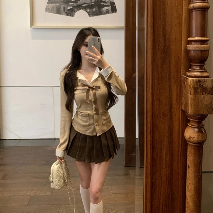 假两件拼接绑带翻领针织开衫女春季修身显瘦撞色高腰百褶裙两件套