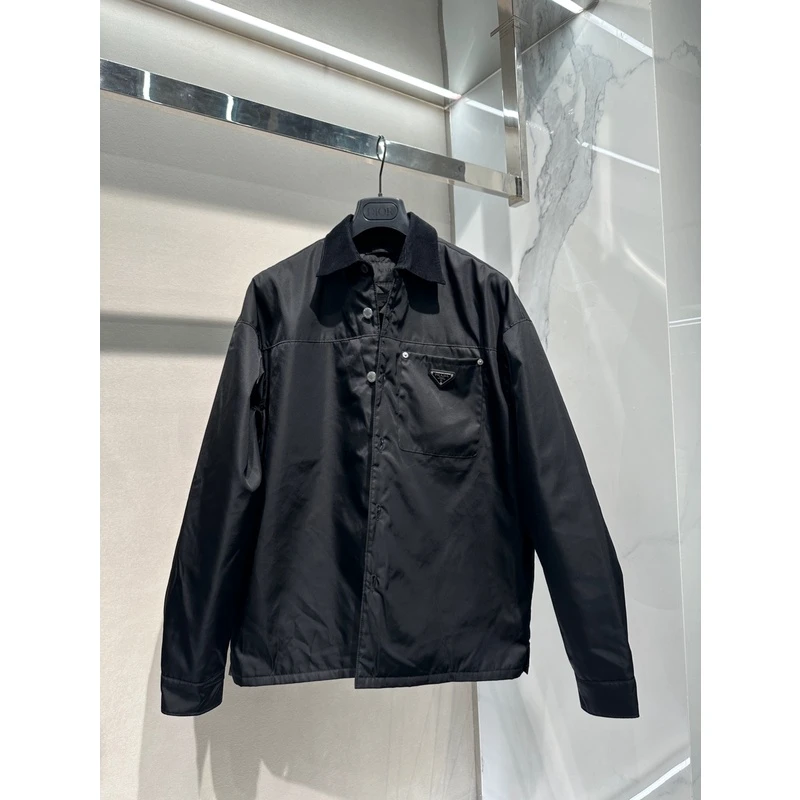 全新未使用Prada普拉达 男士黑色宽松翻领棉服夹克外套 SC713M