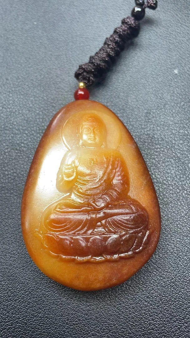 和田玉三色大日如来