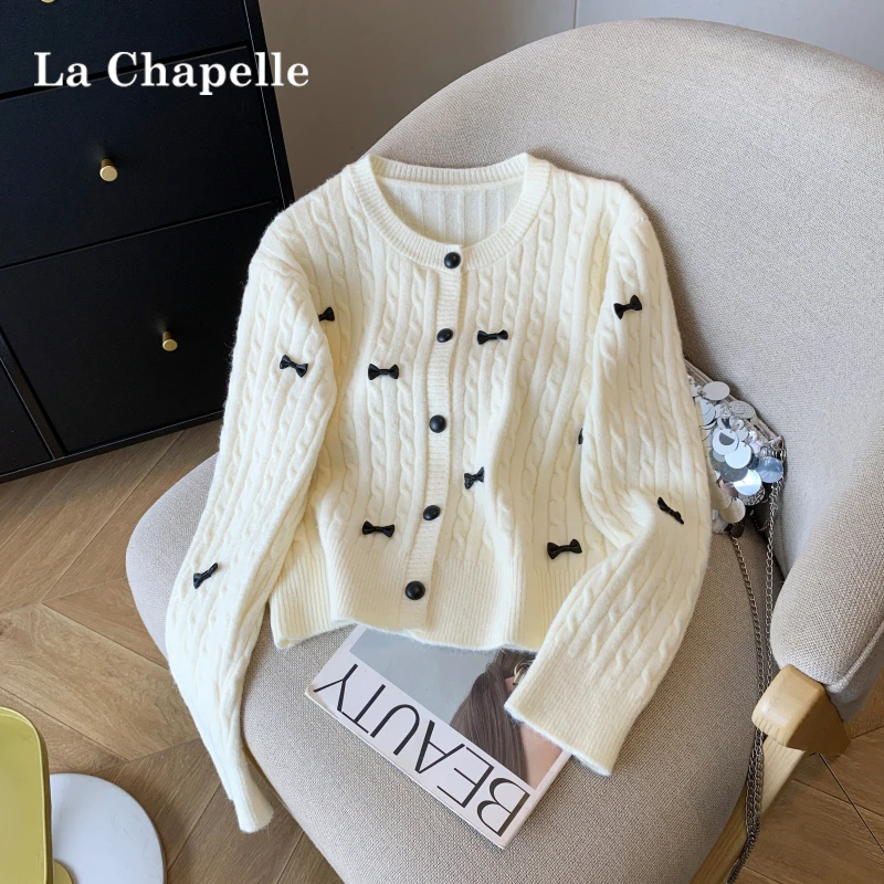 拉夏贝尔加厚麻花保暖甜美蝴蝶结立体设计慵懒风开衫毛衣女打底衫