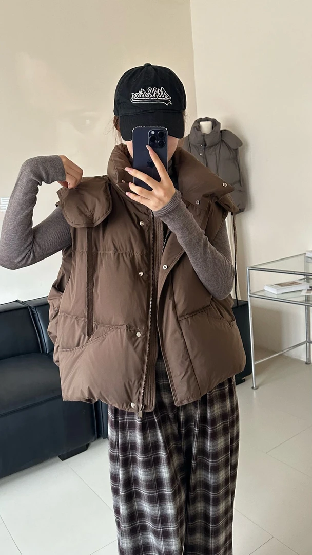 【502】秋冬季外套百搭女装马甲潮流女士设计师款白鸭绒马夹羽绒