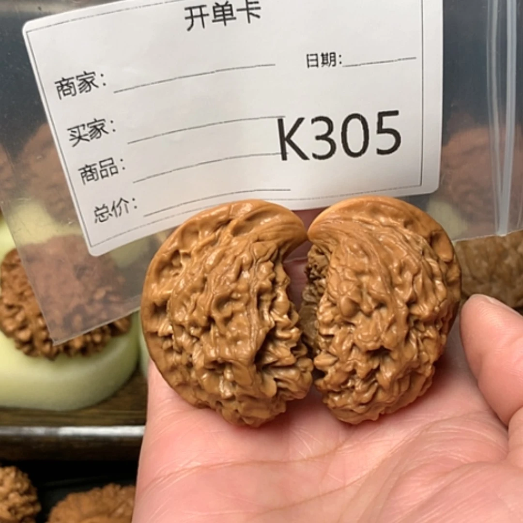【闪购商品】何*半壁11111