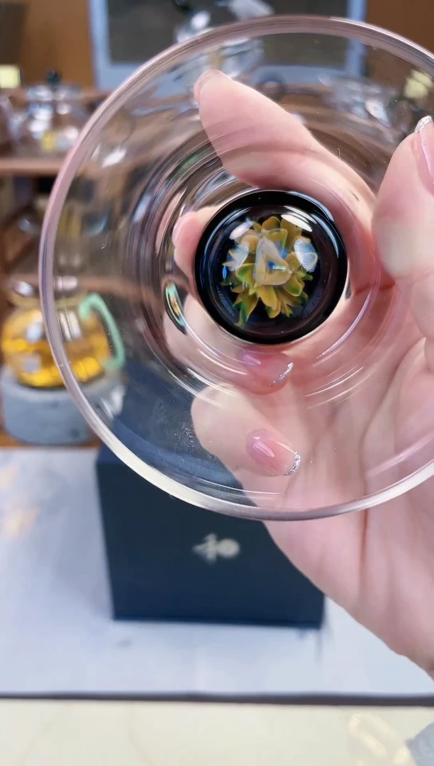 【闪购商品】玻璃花语达杯