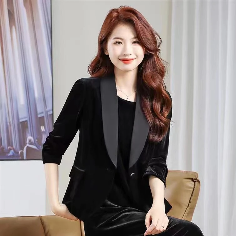 丝绒西装女2025新款春秋休闲时尚显瘦气质中老年西服妈妈装