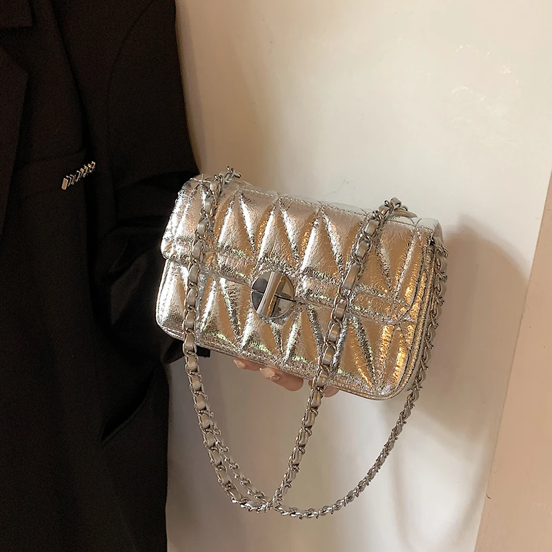 今年流行超火小包包女2026新款ins洋气百搭链条斜挎包单肩小方包