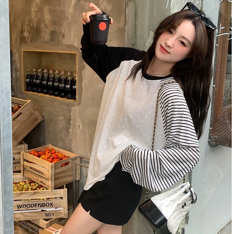 慵懒黑白条纹防晒长袖T恤女夏季新款设计感宽松百搭圆领上衣#8803