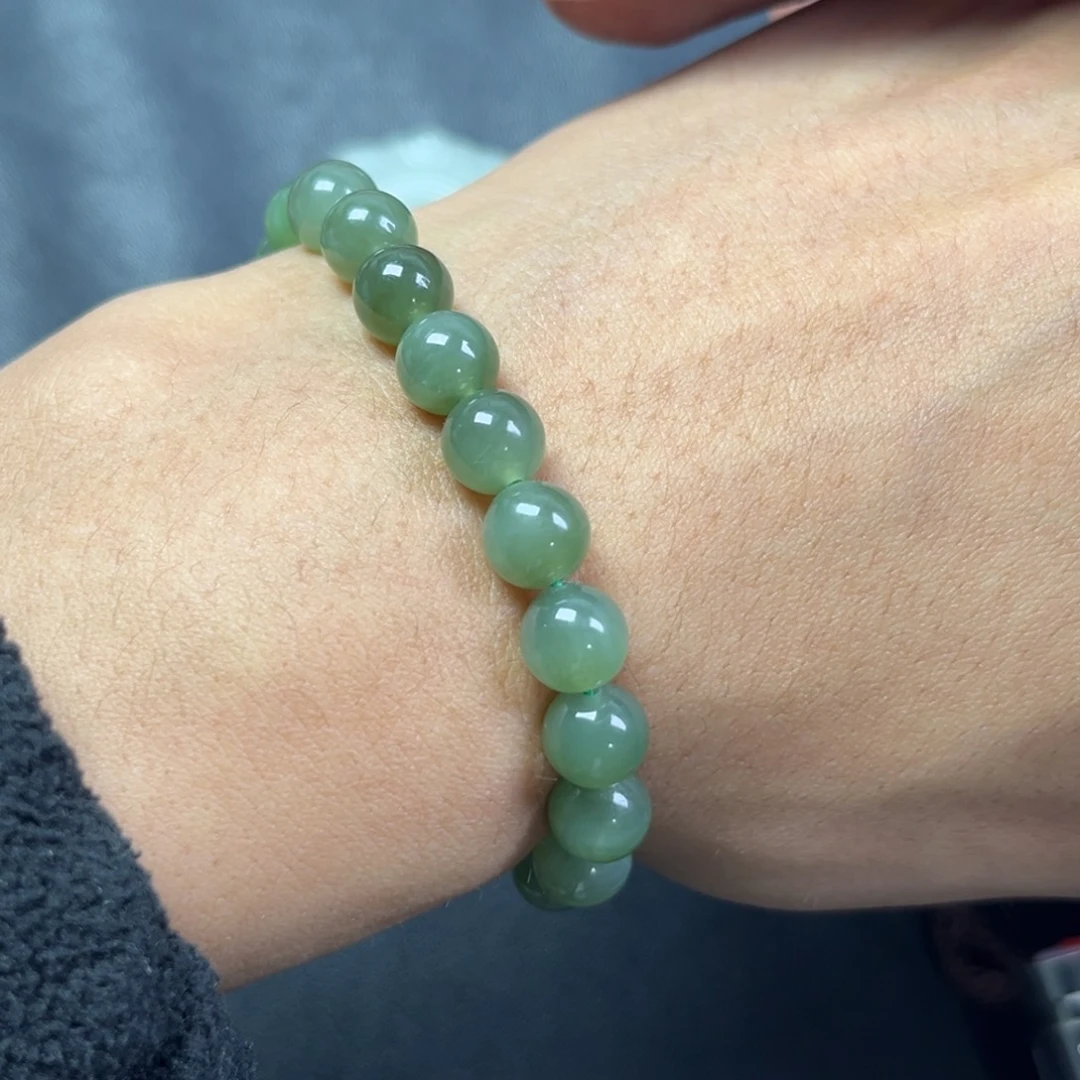 和田玉手链未镶嵌俄罗斯碧玉无黑点卡8猫眼