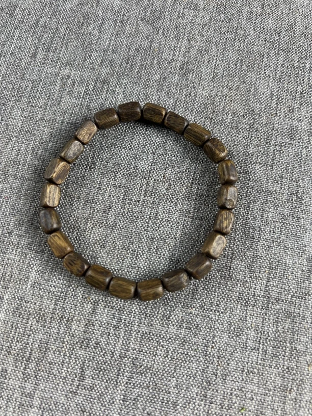 沉香手串05蓝宝石单圈3+多样性发一