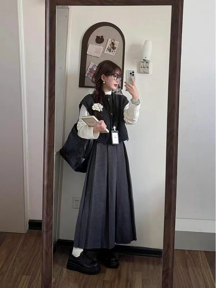 时尚百搭显瘦大码减龄马甲+裙子+内搭-9581