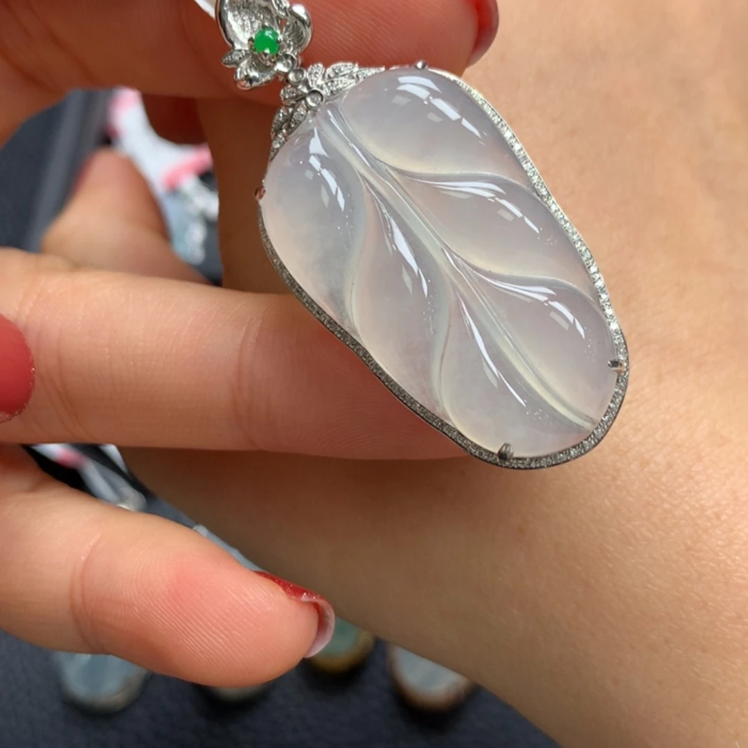 【闪购商品】翡翠颈饰18K金镶嵌