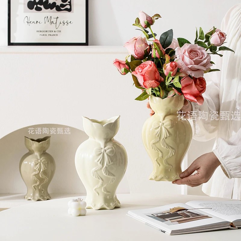 法式鱼尾高级感蝴蝶结浮花瓶水养鲜花简约陶瓷花瓶网红家居客厅瓶