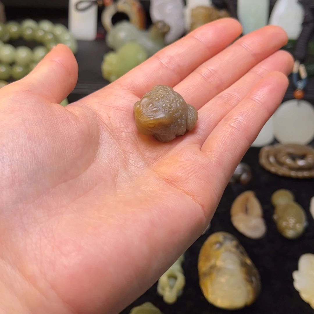 【闪购商品】和田玉（糖玉）摆件未镶嵌疯****5