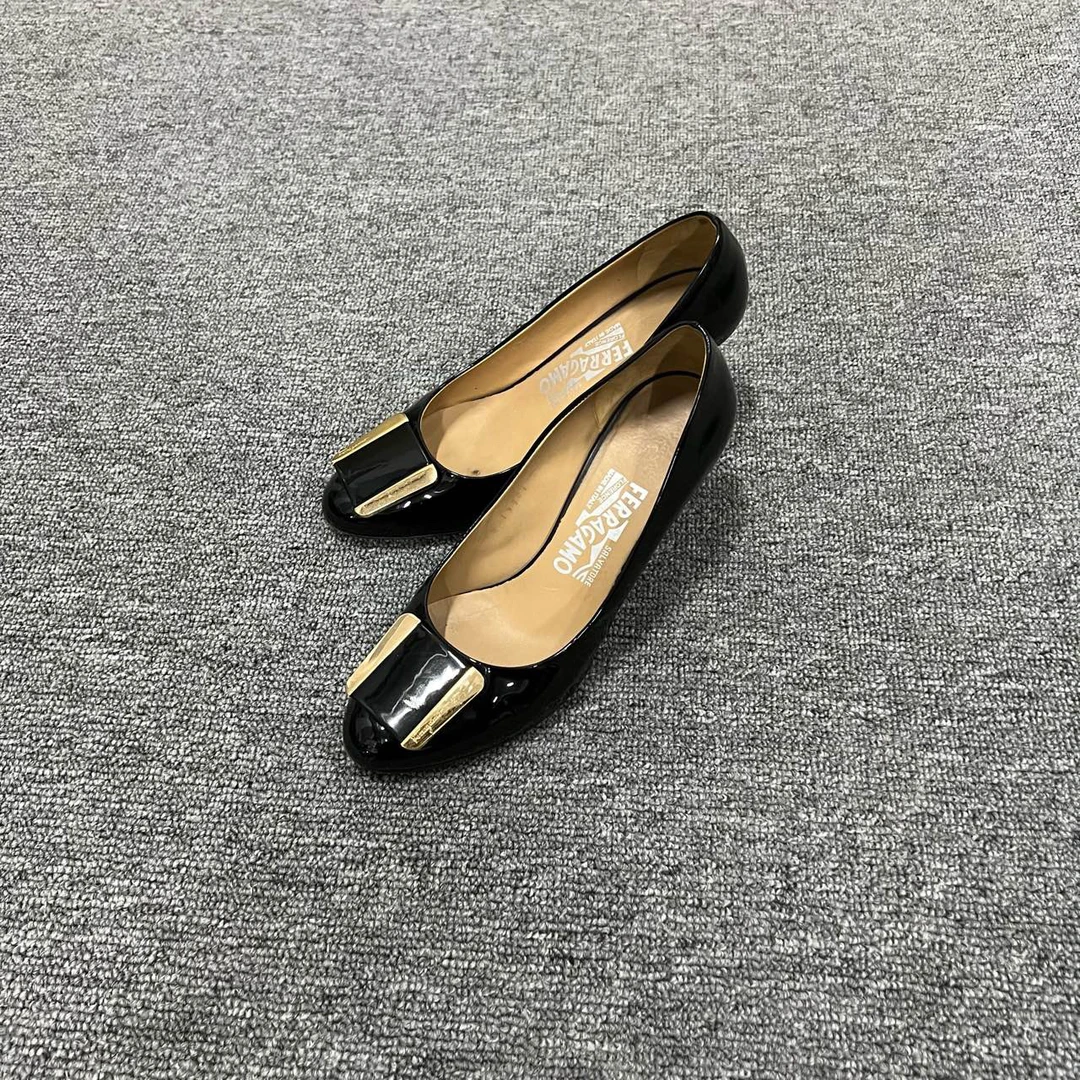 Ferragamo 菲拉格慕 黑色漆皮金属标高跟鞋 38.5码/95新/公价65