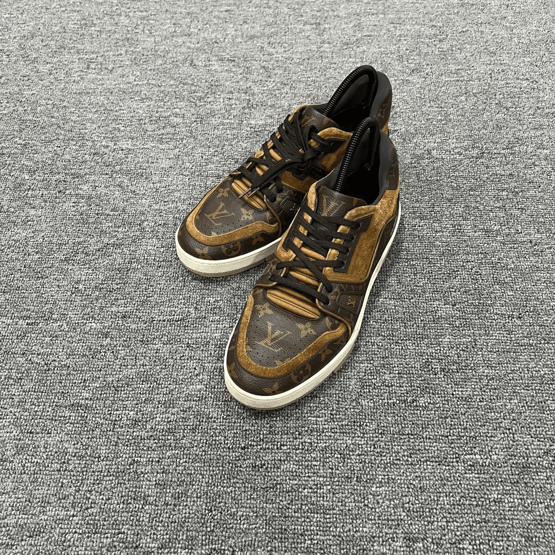 Louis Vuitton lv Trainer 棕色老花板鞋 40码/95新/公价8800/无