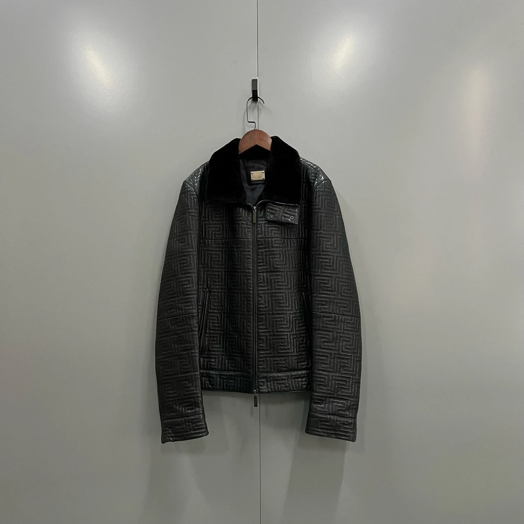 (jp) 110 Versace 范思哲 几何满印皮衣夹克 50码/98新/公价25000