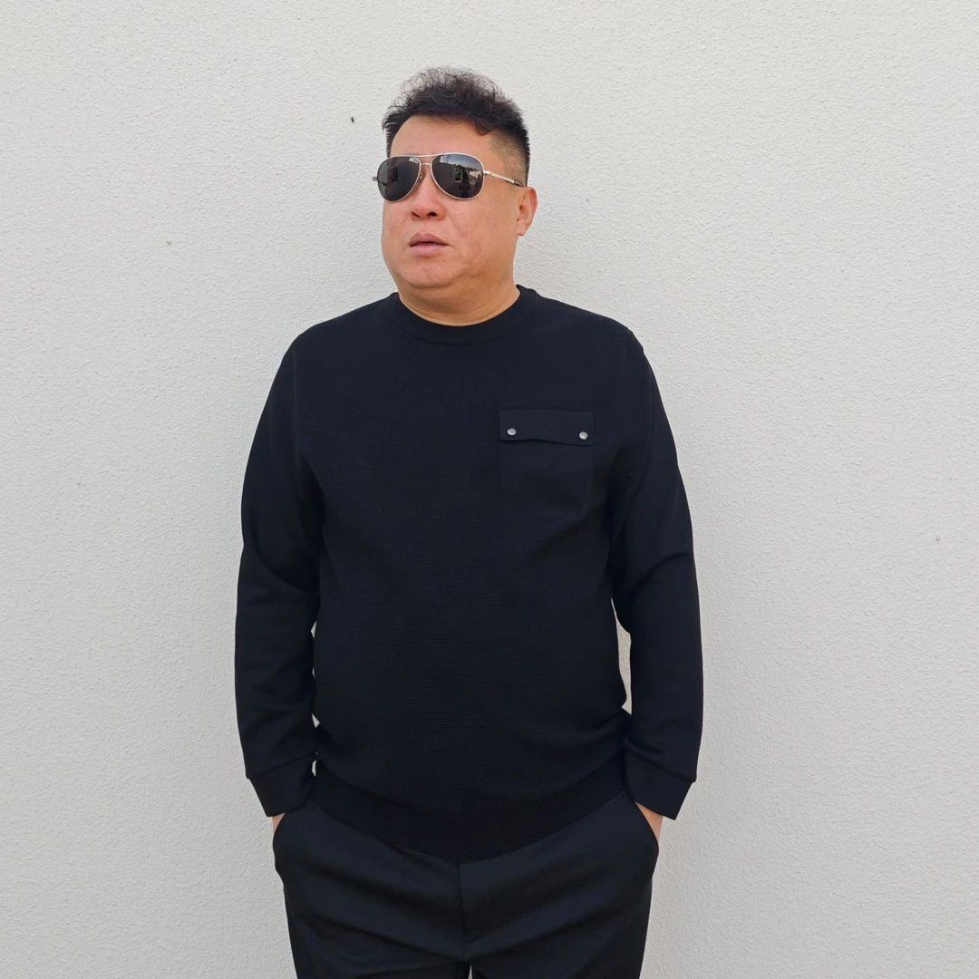 男士时尚加肥加大秋冬黑色圆领休闲长袖针织打底衫大码秋冬上新FP