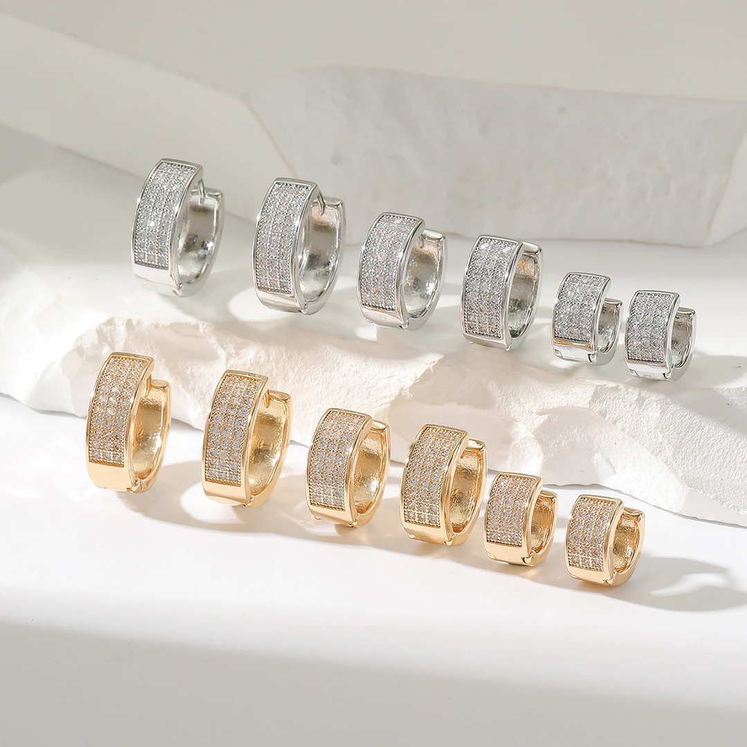 黄铜合成锆石耳饰 气质简约个性设计高级感锆石圆圈耳扣女冷淡风