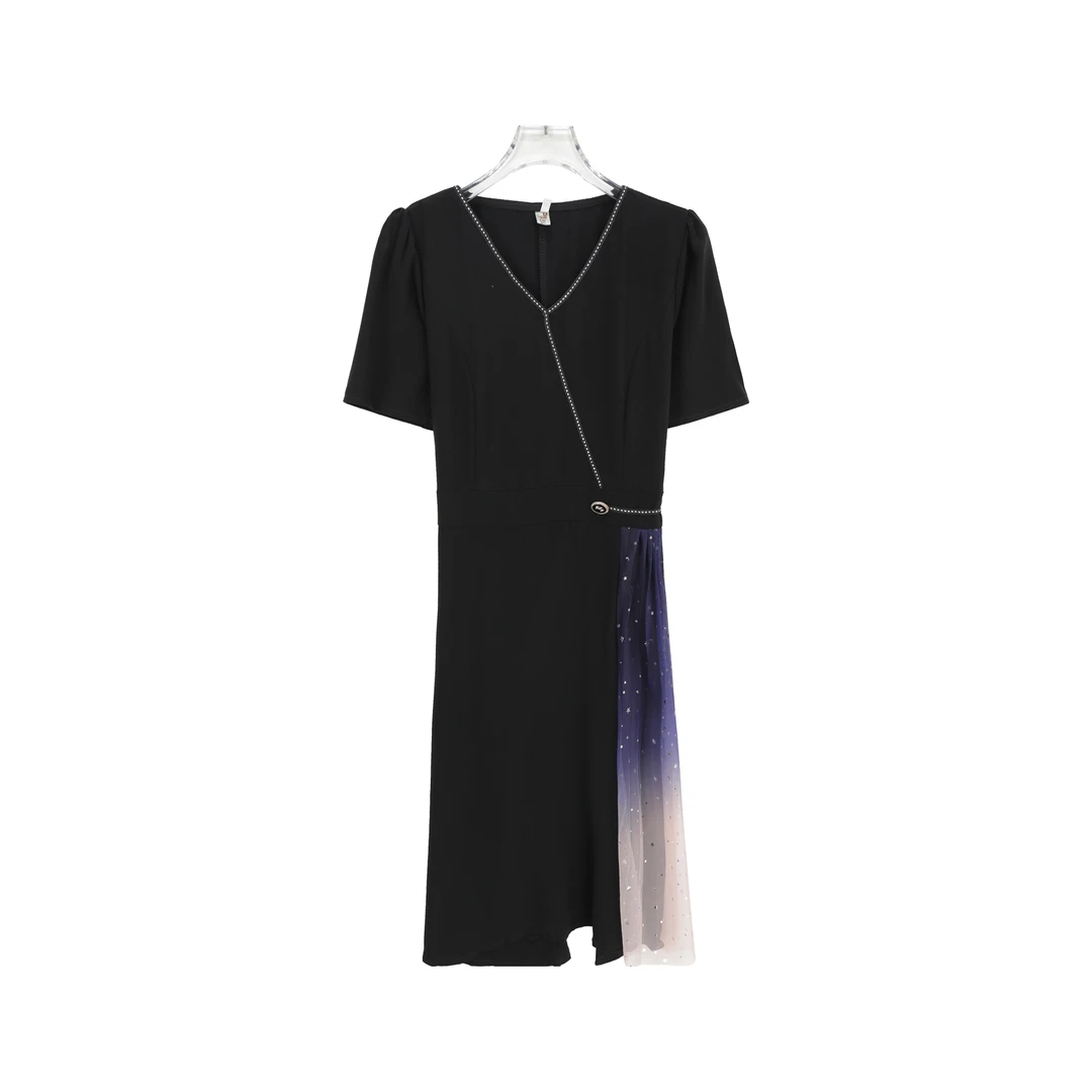 夏季新款显瘦收腰A字时尚气质减龄V领连衣裙Z307