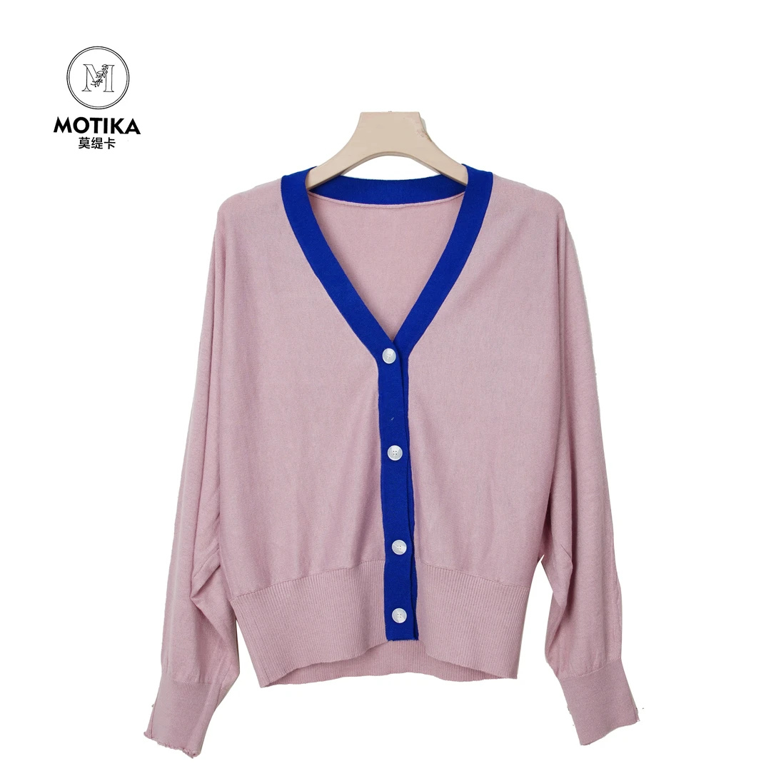 YM421【春季新款】粉色V领单排扣宽松百搭上衣C