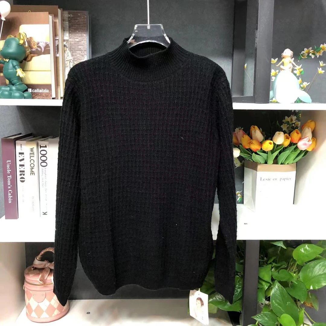 ML6011【品牌撤柜】时尚黑色半高领竖条纹理百搭款毛衣