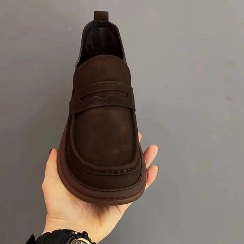 新款高品质全皮面休闲百搭男鞋