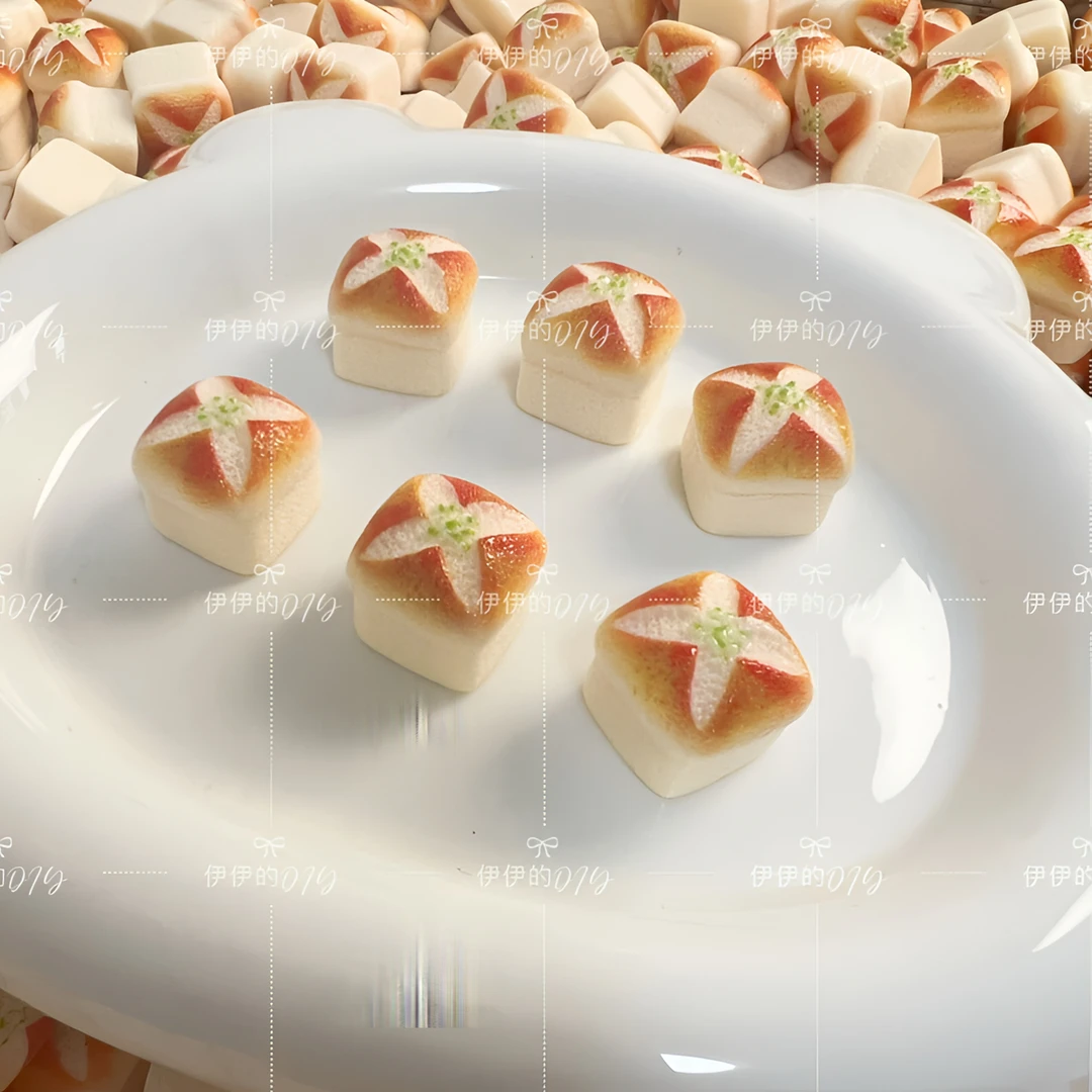 【伊伊定制-开花小吐司】食玩树脂配件 DIY手作