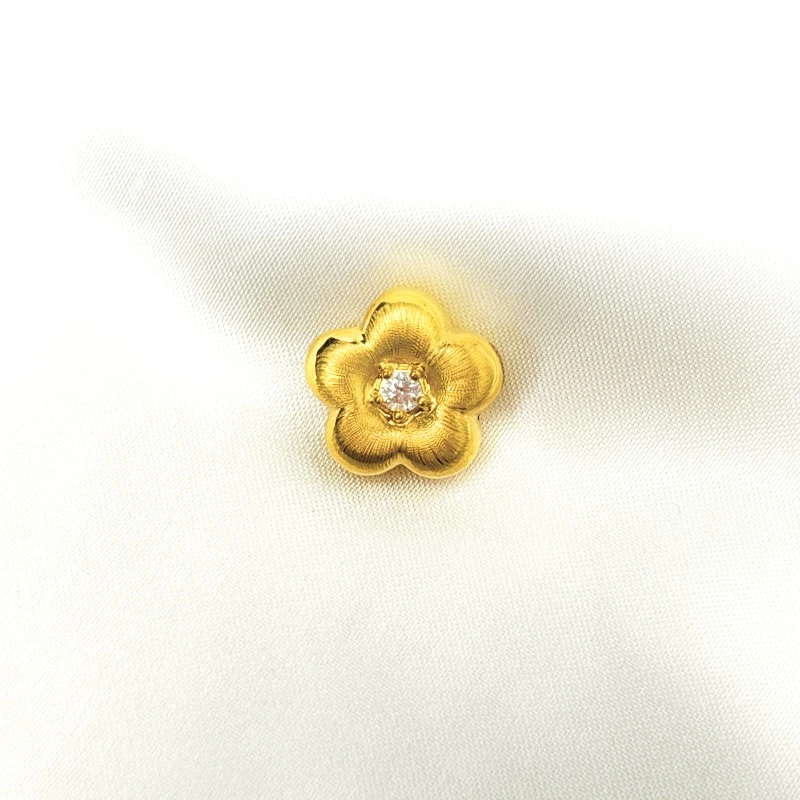 足金999 莫桑拉丝小花吊坠 带证书钢印