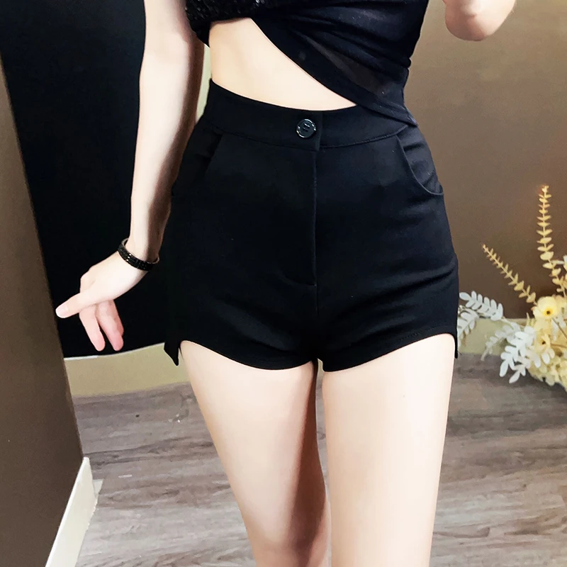 黑色高腰弧形紧身百搭短裤女2024