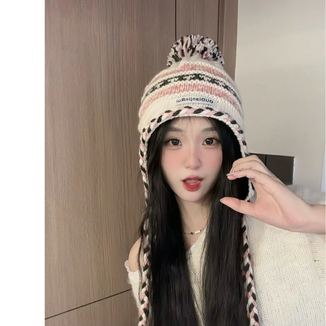 （清货）秋冬手工帽撞色毛球辫子针织帽女秋冬百搭保暖显脸小护潮