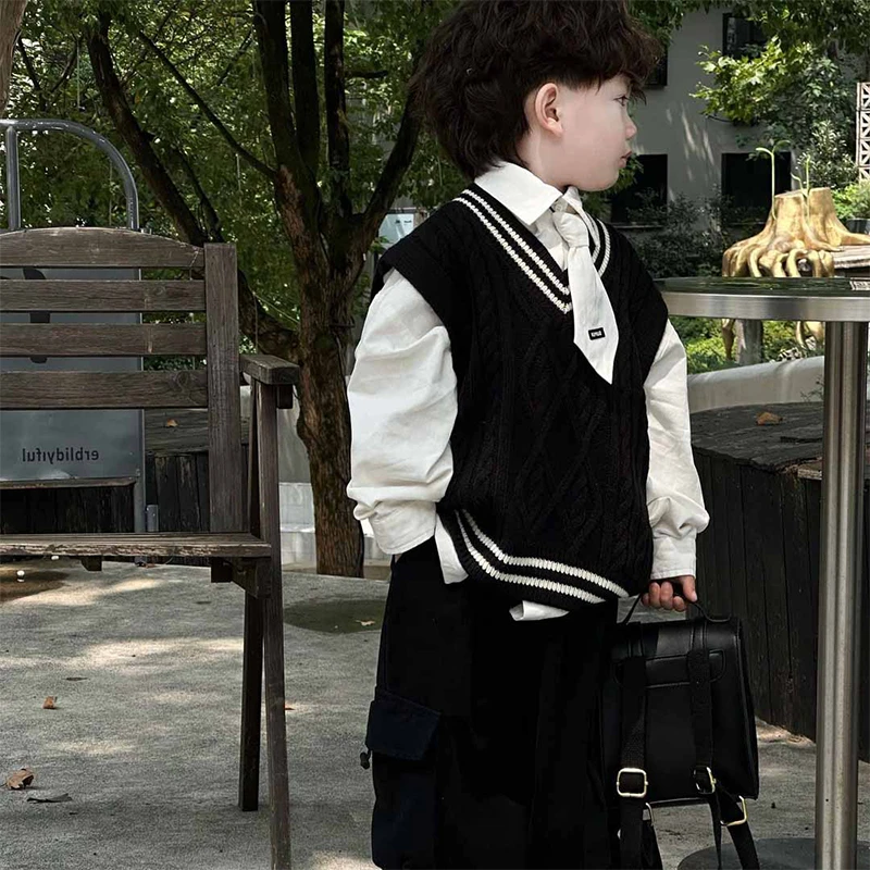 儿童学院风马甲2026春秋新款中小童叠穿无袖毛衣背心男童韩版上衣
