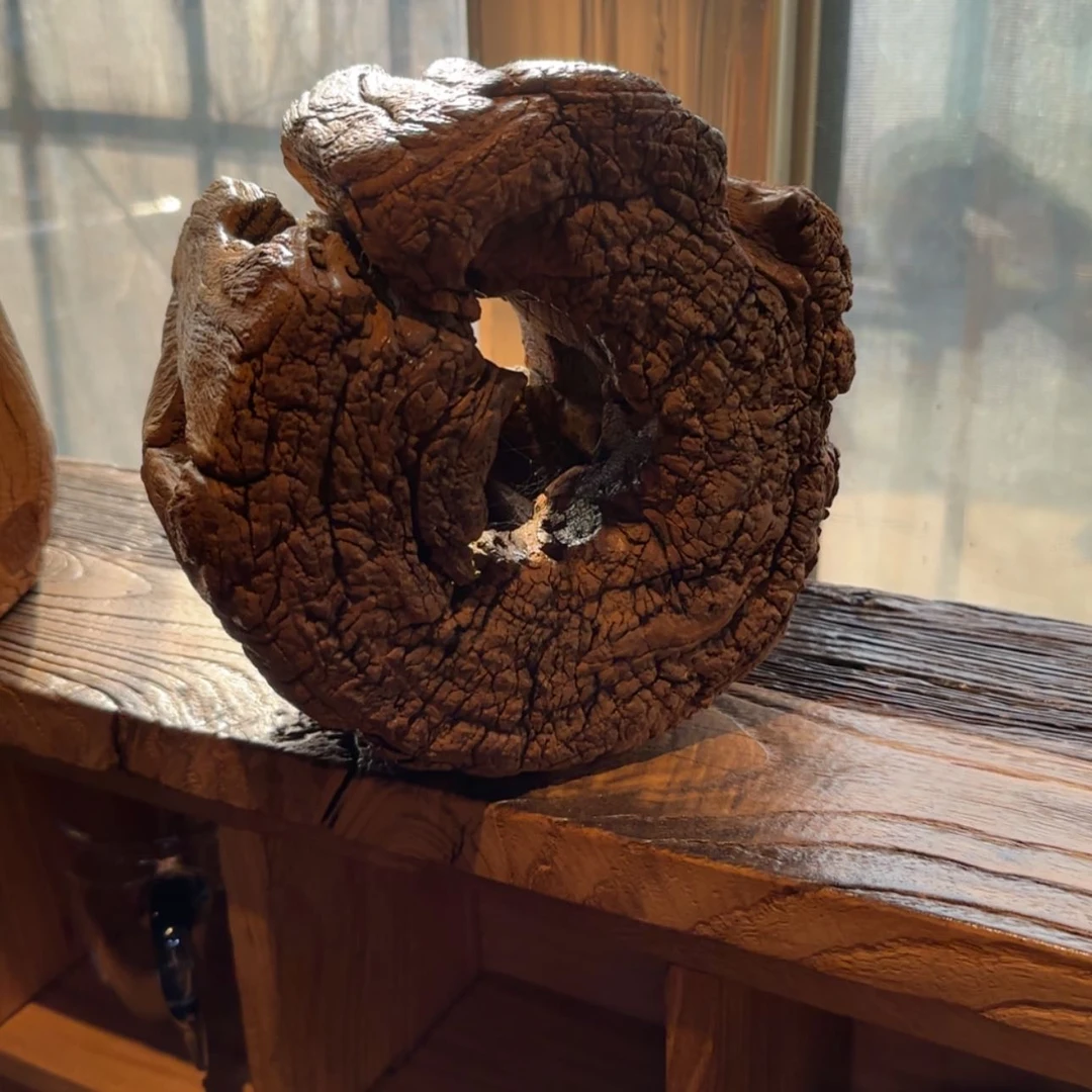【闪购商品】榆木飞*