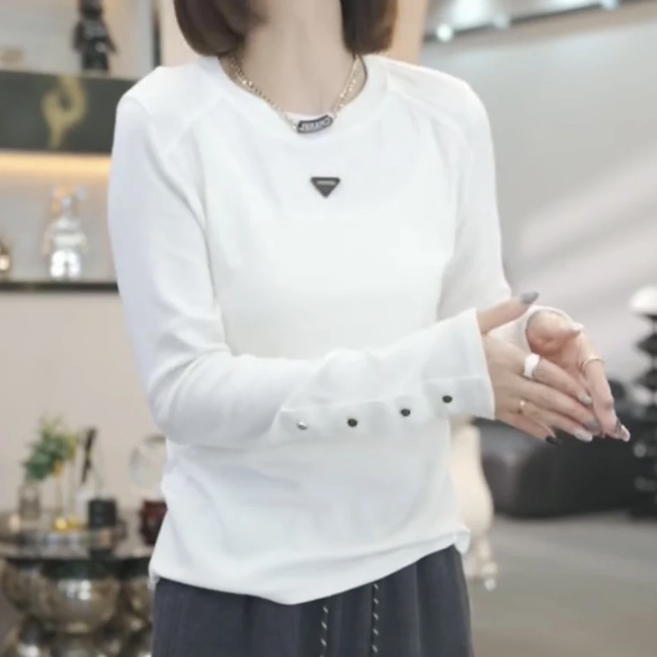 设计感休闲长袖上衣纽扣显瘦秋季新款时尚气质打底女008