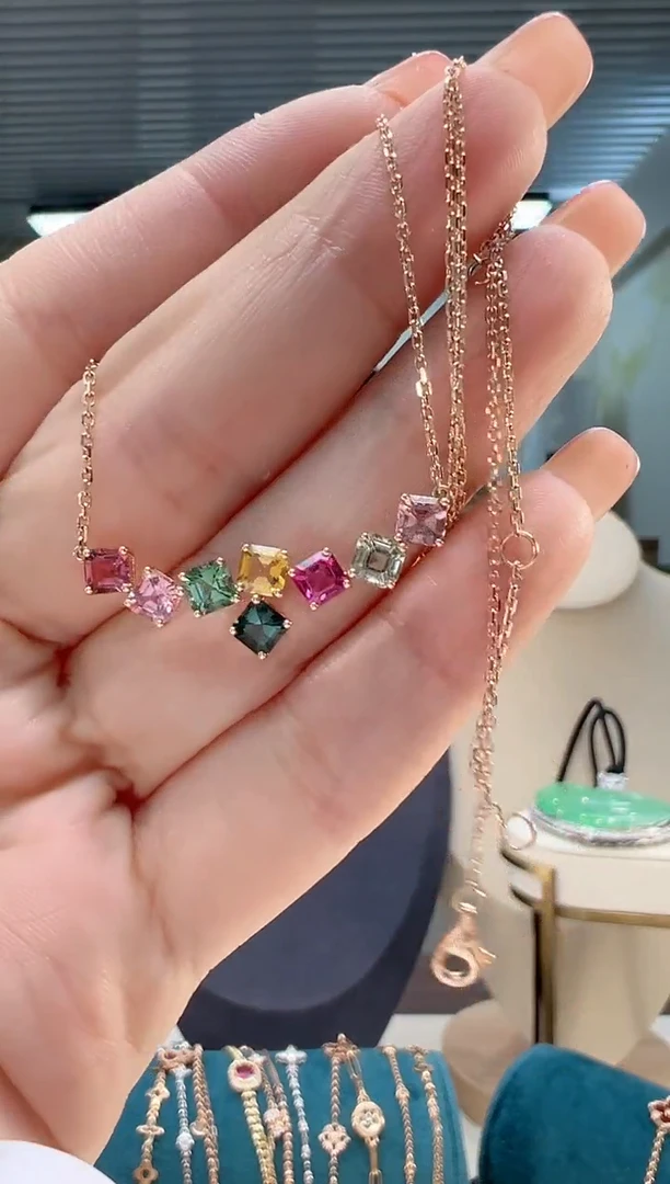 【闪购商品】碧玺套链18K金镶嵌彩虹碧玺微笑项链