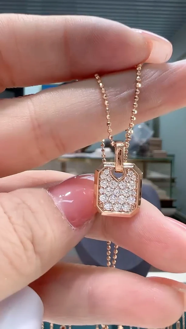 【闪购商品】钻石吊坠(不含链)18K金镶嵌满钻方牌吊坠K红