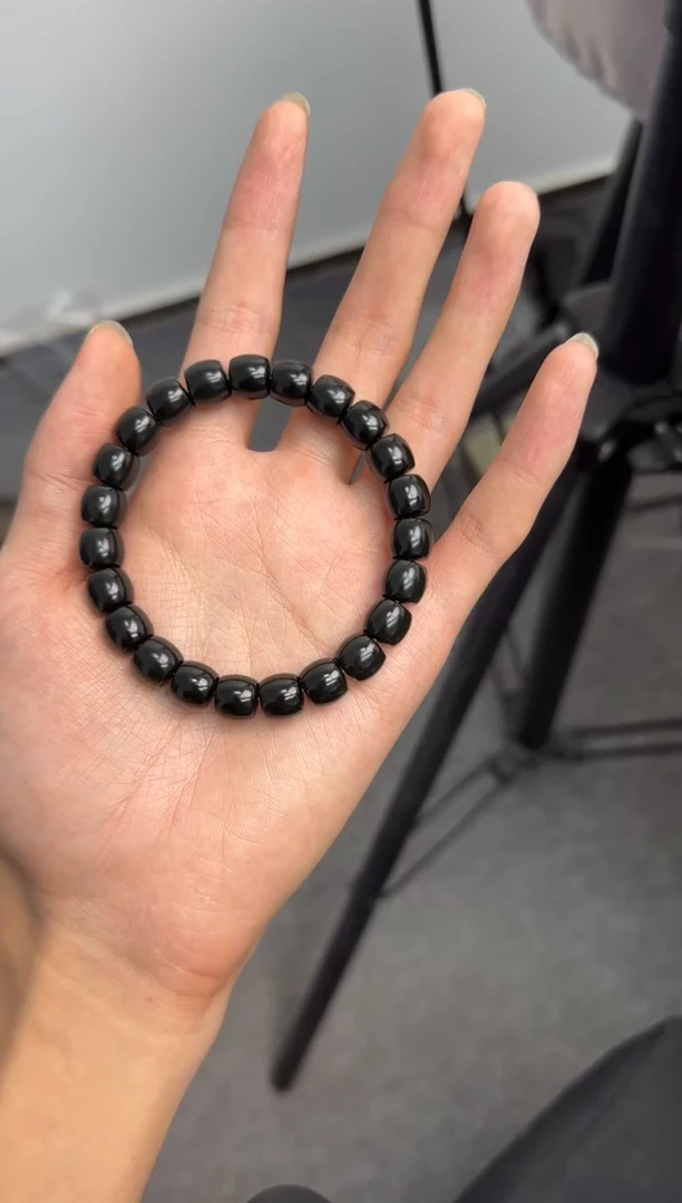 【闪购商品】和田玉新疆黑碧玉9*10直切手串未镶嵌和田玉