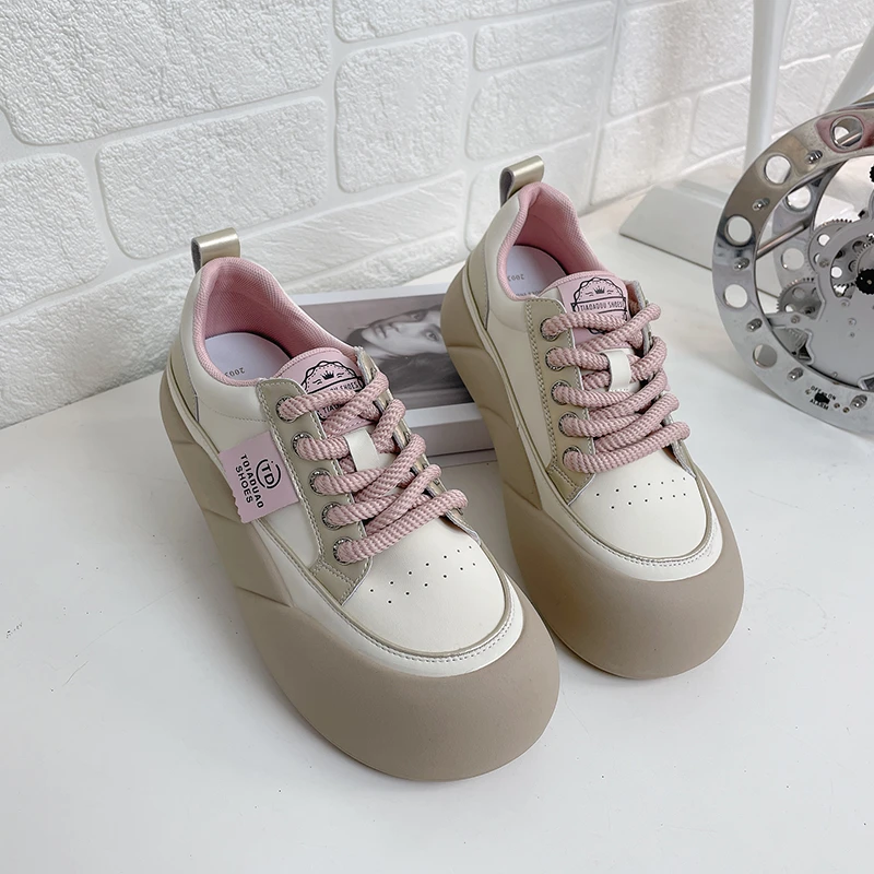 英伦风时尚平底单鞋女鞋2024面包鞋厚底休闲板鞋女士107A4153