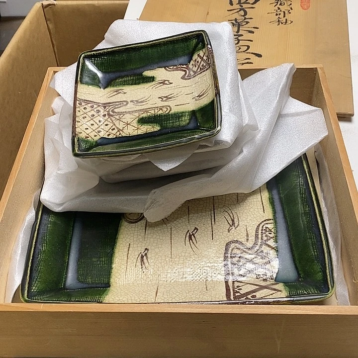 瓷片z****iP47 雅舍中古部分非全新