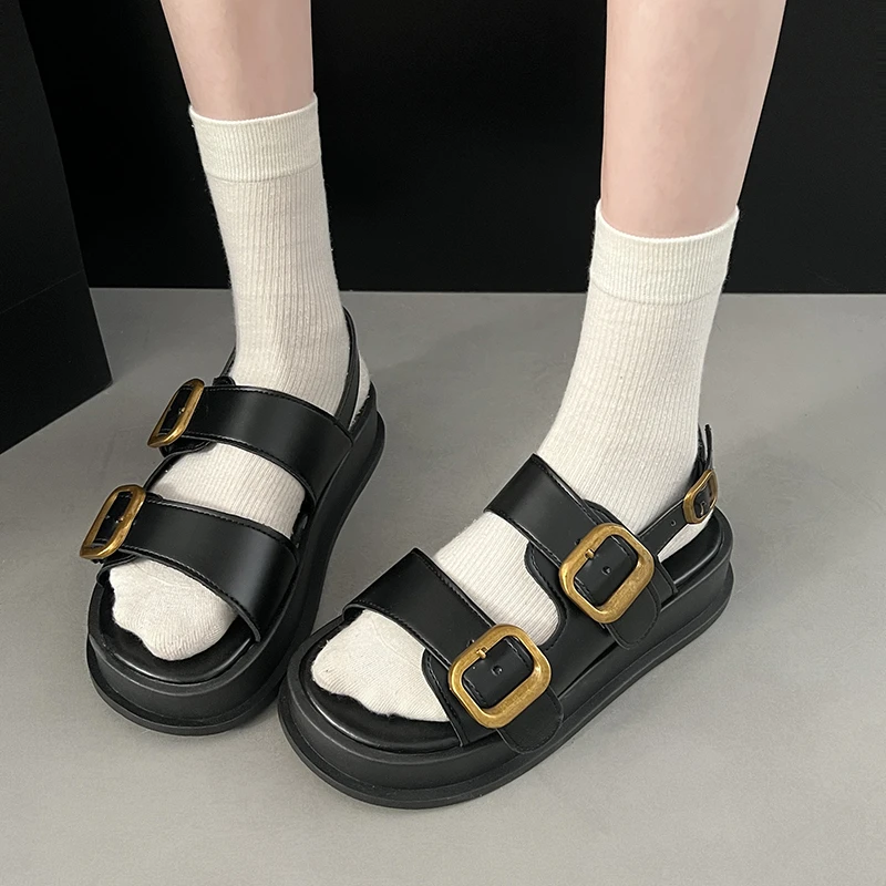 时尚百搭厚底凉鞋女夏季2024年新款松糕休闲复古金属扣运动罗马鞋