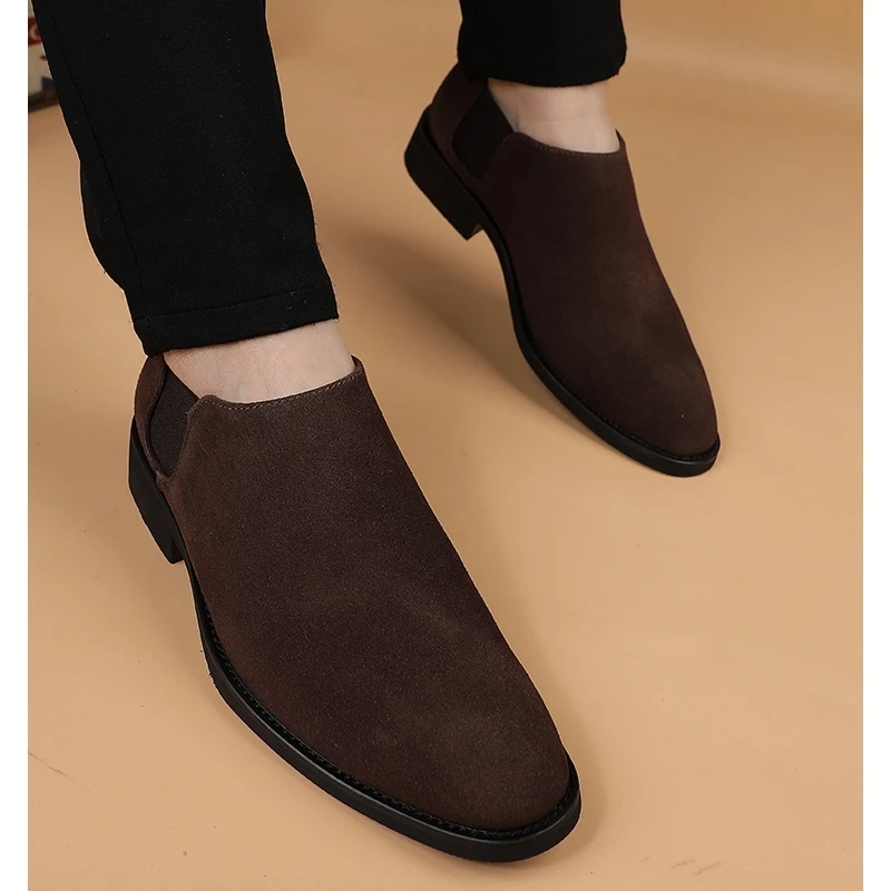 男士新品皮鞋英伦尖头休闲男鞋一脚蹬磨砂真皮懒人皮鞋切尔西短靴