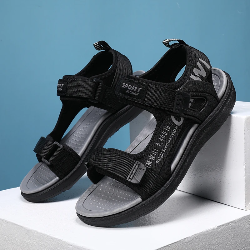 儿童沙滩鞋2024夏季新款休闲软底男孩鞋子户外防滑百搭款平底凉鞋