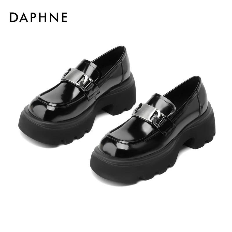 达芙妮25春秋英伦风小皮鞋气质新款秋厚底百搭乐福鞋漆皮单鞋女