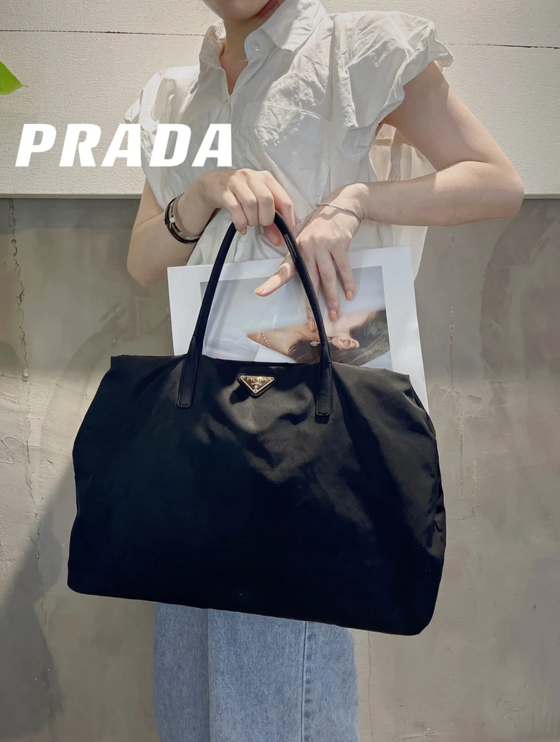 95新 Prada/普拉达 黑银托特/长40/可以放笔记本/大容量托特包