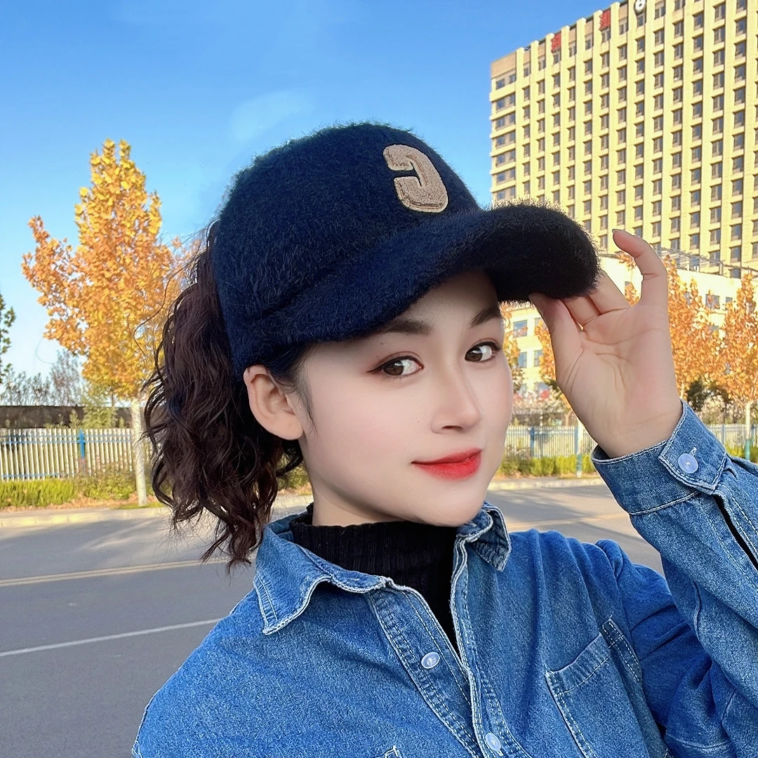 花芽C标黑色毛茸茸时尚减龄玉米烫马尾假发帽子一体造型棒球帽