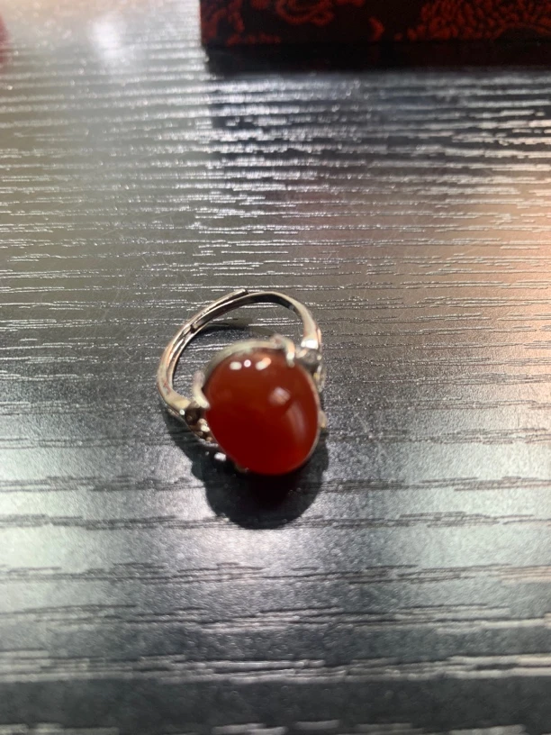 马达加斯加天然玛瑙戒指红色