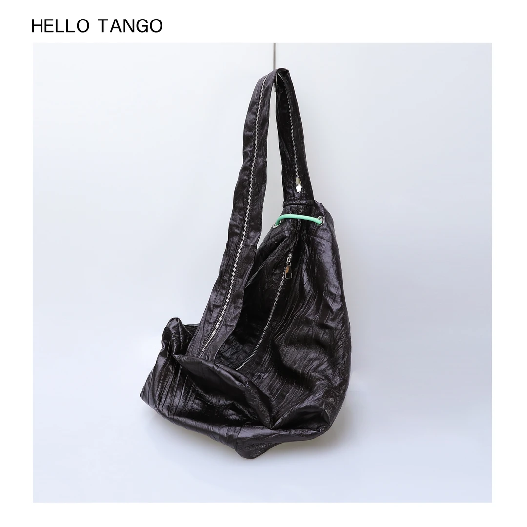 HELLOTANGO小众复古百搭褶皱抽绳收口可双肩可单肩大容量斜挎包