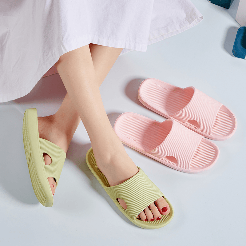 居家拖鞋女款2024年夏季新款时尚软底防滑网红爆款室内浴室拖鞋女