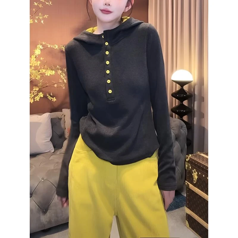 德绒撞色排扣连帽卫衣女加厚秋冬新款简约时尚洋气百搭长袖上衣潮