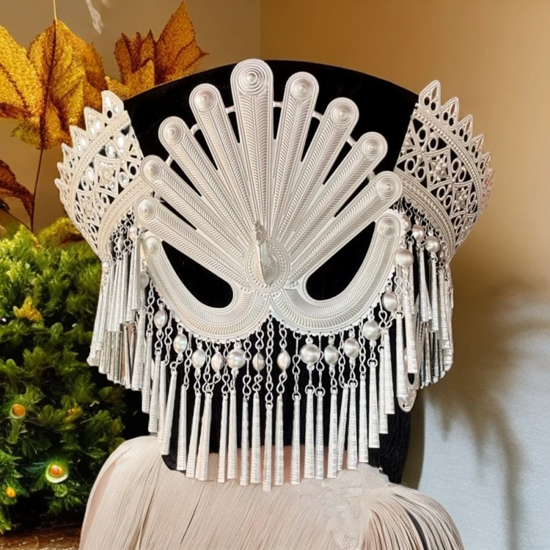 彝族头饰银新款2025高档手工制作孔雀铝材质民族风格头戴式帽子