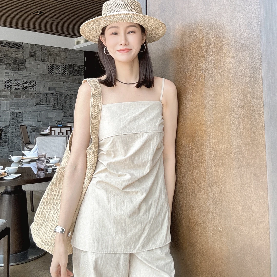 【丽姐女装】法式一字领直角肩吊带 极简气质高级感上衣W0720